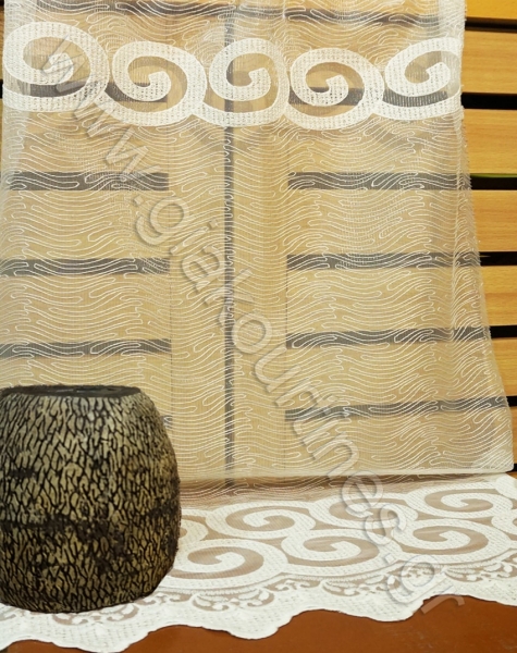 kourtineskentimeneslefkes-min