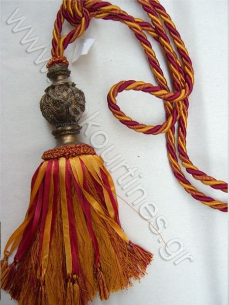 ΚΟΥΡΤΙΝΑ